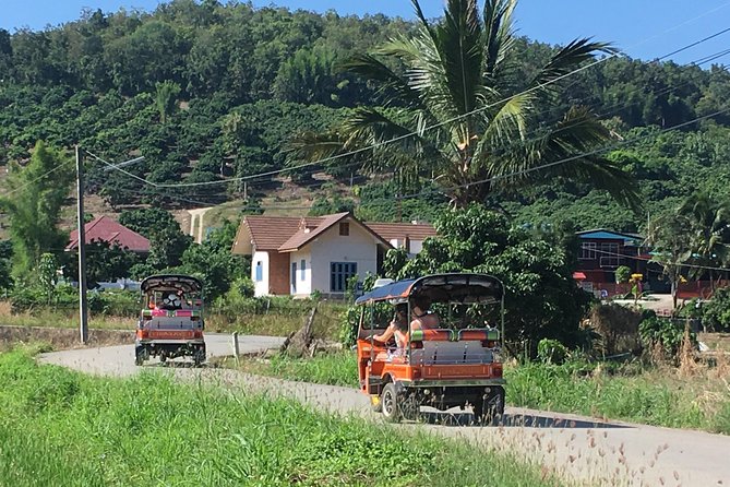 11 Day Tuk Tuk Adventure in Northern Thailand - Day 1 in Mae Wang: training, a hill-temple blessing, and your first mountain mindset