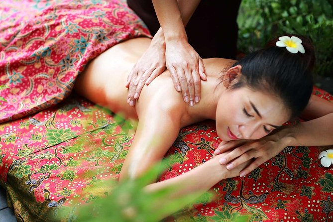 2 Hour Relaxation Luxury Spa Package at Fah Lanna Spa - Old City Branch - The Private Treatment Flow: Consultation, Room Setup, and Two Massages