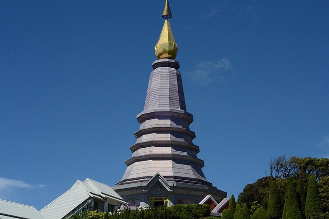 4 days Package Northern Charms. - Day 3: White Temple at Wat Rong Khun, then Golden Triangle calm