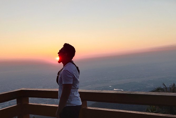 A must: Serene Sunrise, temple at dawn to beat the crowd & Alms to monks - Wat Pha Lat and Wat Umong after the big viewpoint