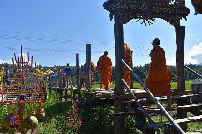 A stunning 11 Day Tuk Tuk Adventure in Northern Thailand - with driver - Ban Mae Klang Luang and Doi Inthanon foothills: Karen village views and guided walking