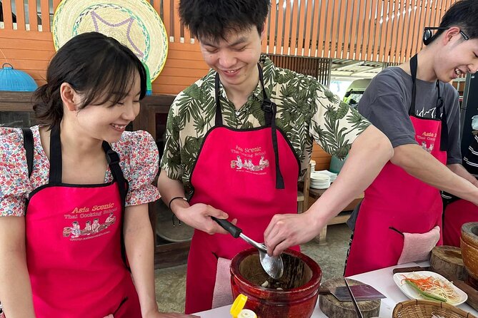 Authentic Thai Cooking Class and Farm Visit in Chiang Mai - Why Chiang Mai’s market-to-farm cooking format makes sense