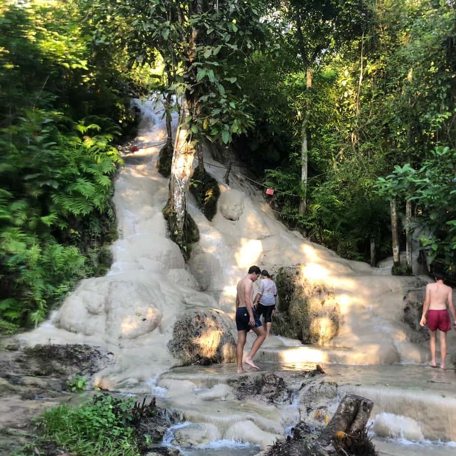 Chiang Dao Cave, Sticky Waterfall, Baan Den Temple Private - Morning pickup: how the day starts smoothly in Chiang Mai