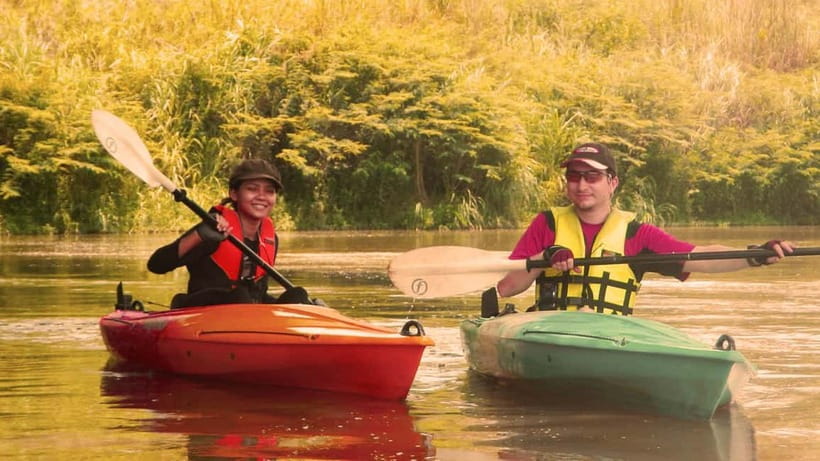 Chiang Mai: 15 km Leisure River Kayaking at Mae Ngat forest - Pro-shop check-in and the kayak briefing that actually helps