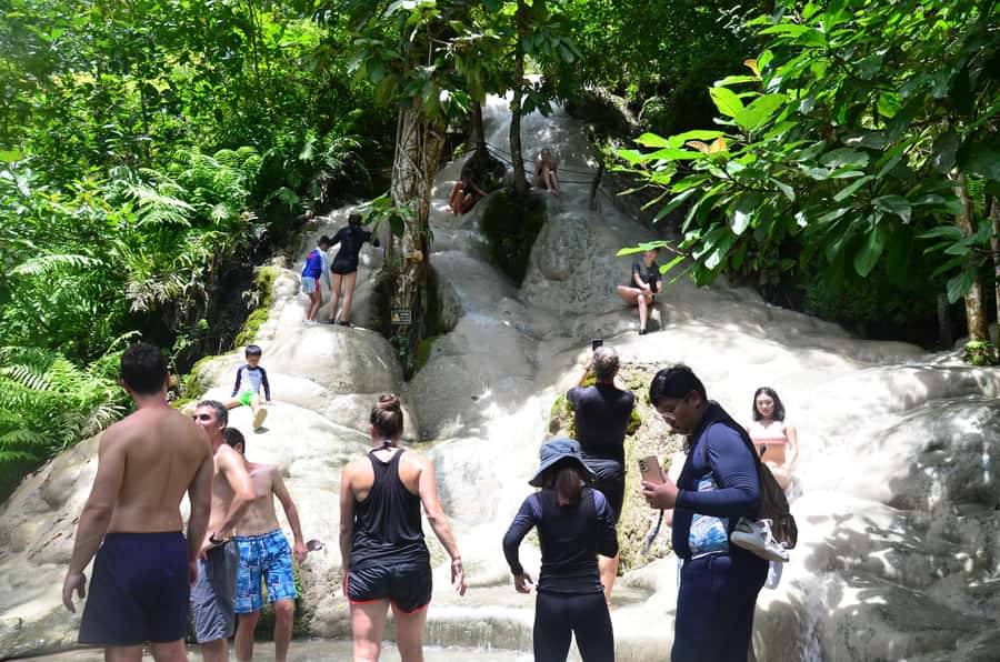 Chiang Mai: 4-Hour Sticky Waterfall Private Tour - Sticky Waterfall at Bua Thong: The real reason to leave Chiang Mai