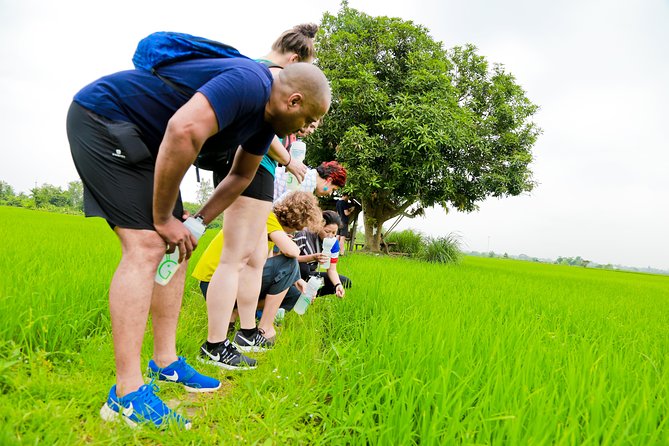 Chiang Mai Active E-bike Countryside Ride - Ban Tawai (Baan Tawai): wood carving skill up close