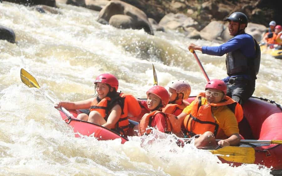 Chiang Mai: ATV Adventure, Jungle Hike & White Water Rafting - Lunch Break: Pad Thai That Actually Fuels the Afternoon