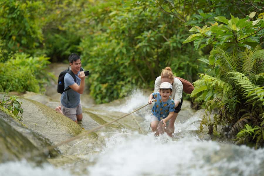 Chiang Mai: Bua Thong Sticky Waterfall & Huge Cave & Buffet - Sticky Waterfall (Bua Thong): Why the climb feels different