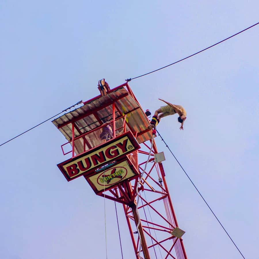 Chiang Mai: Bungy Jumping Adventure - The 50m Jump Over Gardens and a Lagoon: The Main Event