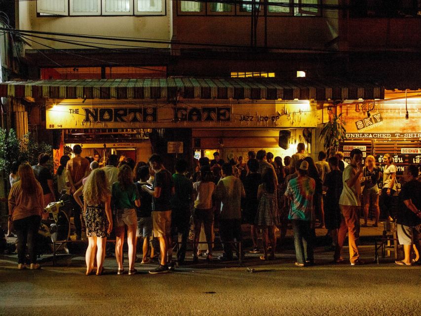 Chiang Mai: Chiang Mai Bar Hopping Guided Night Tour - North Gate Jazz Co-Op: live jazz with a real night-scene switch