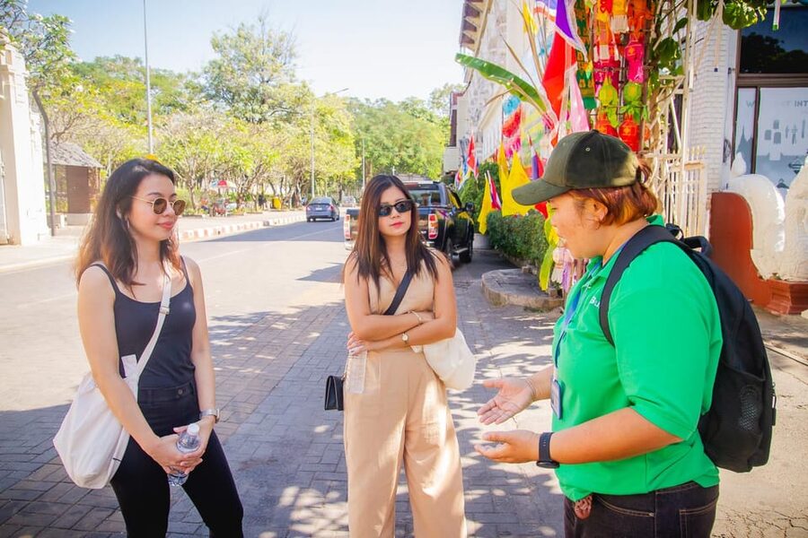 Chiang Mai: Chiang Mai Old City Twilight Walking Tour - Sustainability with TripGuru: why GSTC-certified matters on a short tour