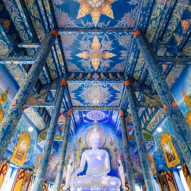 Chiang Mai: Chiang Rai Famous Temples & Hot Springs Day Trip - Mae Kachan Hot Springs: A Short Reset Before the Big Temples