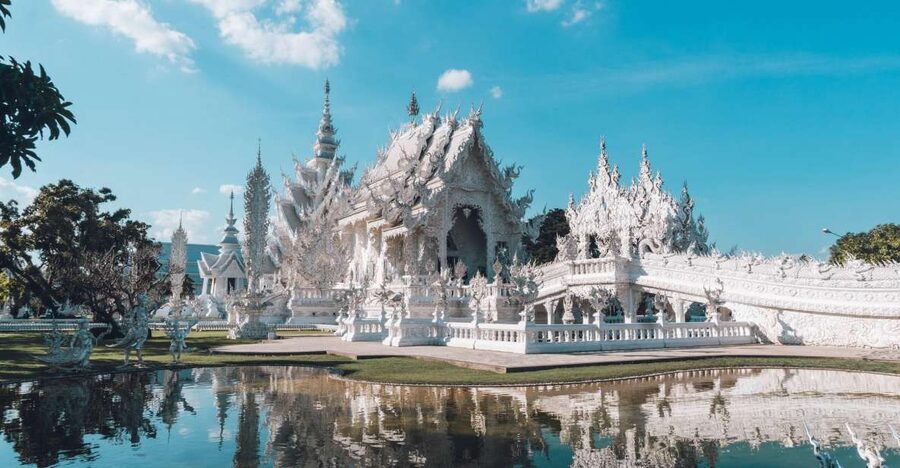 Chiang Mai: Chiang Rai Temples & Black House Discovery Tour - Why Chiang Rai Temples Feel Different From Chiang Mai