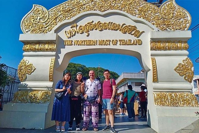 Chiang Mai-Chiang Rai:White+Black+Blue Temple+Golden Triangle+Boat Trip - Golden Triangle: Where Borders Meet the Rivers