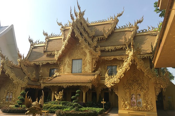 Chiang Mai-Chiang Rai:White+Black+Blue Temple+Golden Triangle+Boat Trip - Mekong River Boat Trip: Fast Views, Real Geography