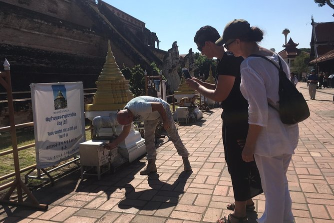 Chiang Mai City Culture Half-Day Cycling Tour - Stop 1: Wat Chedi Luang Varavihara—why this first temple works