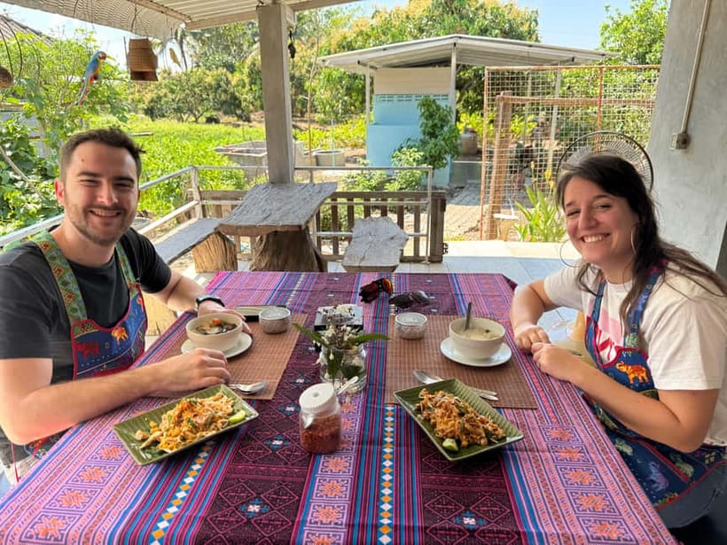 Chiang Mai : Cook in Farm, Market tour & Go by a Local Train - Cooking in a Thai Home Style: Balance, Paste-Making, and Tasting