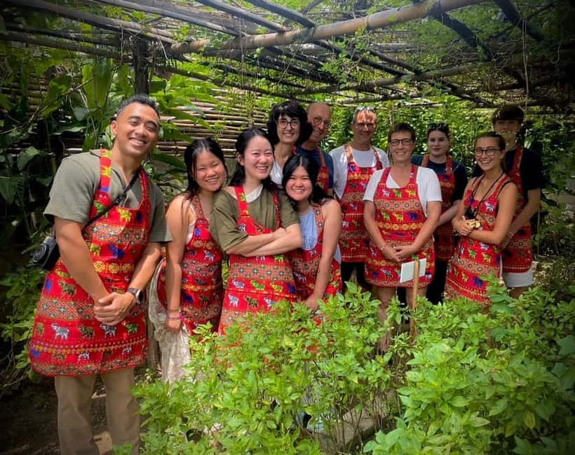 Chiang Mai: Cooking Class, Market & Thai Herbs Garden Tour - Choosing your dishes: the class stays flexible, not fixed