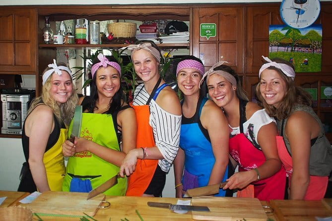 Chiang Mai Cooking Class - Siam Authentic Cooking Class - Cooking stations and step-by-step guidance with Vee