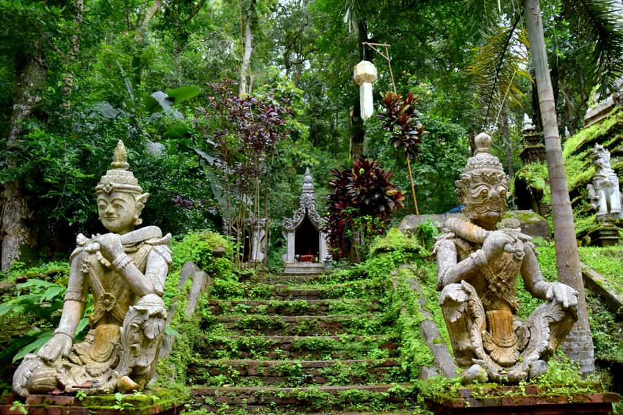 Chiang Mai Discover Hidden Gem Northern Temples I Thailand - Wat Lok Moli: Serenity, Space, and Photo-Worthy Calm
