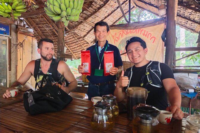 Chiang Mai - Doi Inthanon Full day Tour - Ban Mae Klang Luang: Karen village culture with context