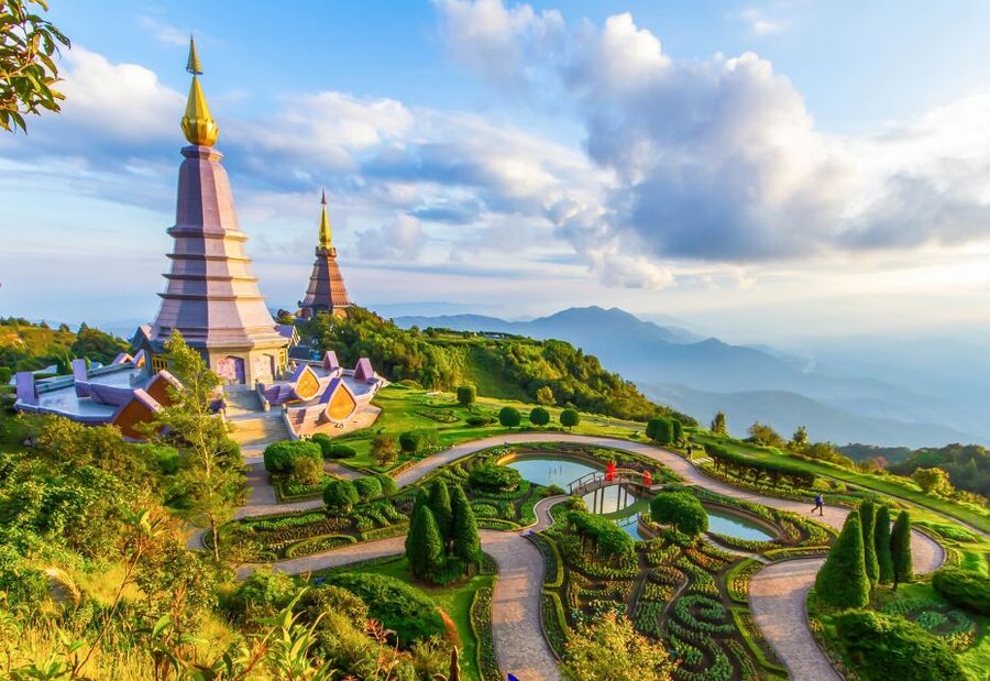 Chiang Mai: Doi Inthanon National Park Eco-Friendly Tour - Inside Doi Inthanon National Park: guided views and altitude moments