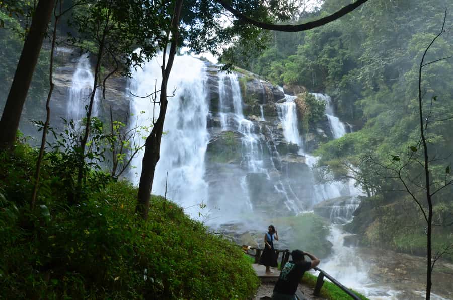 Chiang Mai: Doi Inthanon National Park Private Tour - The summit of Doi Inthanon: the highest point and the payoff for early planning