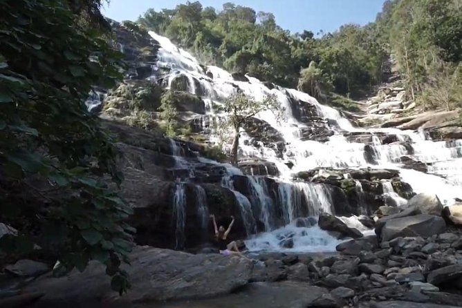 CHIANG MAI: Doi Inthanon-Trekking Pha Dok Seaw-Waterfall-Lunch - First Trek Toward the Waterfall: Jungle Hiking With a Purpose