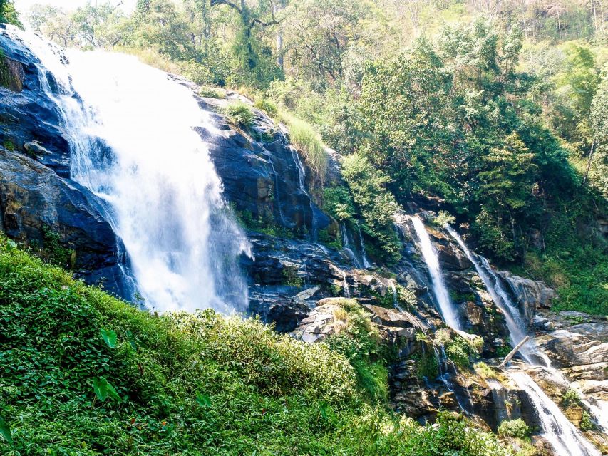Chiang Mai: Doi Inthanon, Waterfalls, & Tribal Villages Tour - King and Queen Pagodas: Dress Code, Tickets, and Timing
