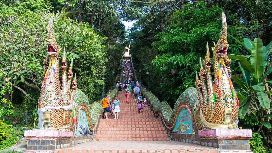 Chiang Mai: Doi Suthep and Hmong Village Half-Day Tour - The Comfort Factor: AC Van, Guide Support, and Skip-the-Line Entry