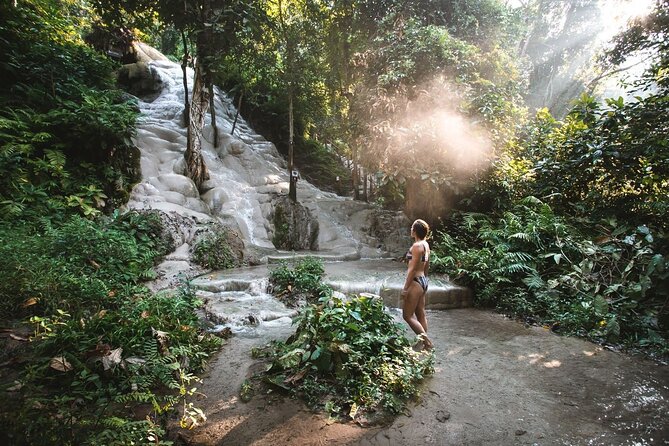 Chiang Mai Doi Suthep Temple and Sticky Waterfall Tour (Private & All-Inclusive) - Key things to know before you go