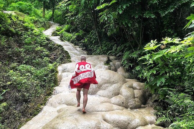 Chiang Mai Doi Suthep Temple and Sticky Waterfall Tour (Private & All-Inclusive) - Wat Umong and the quieter temple vibe