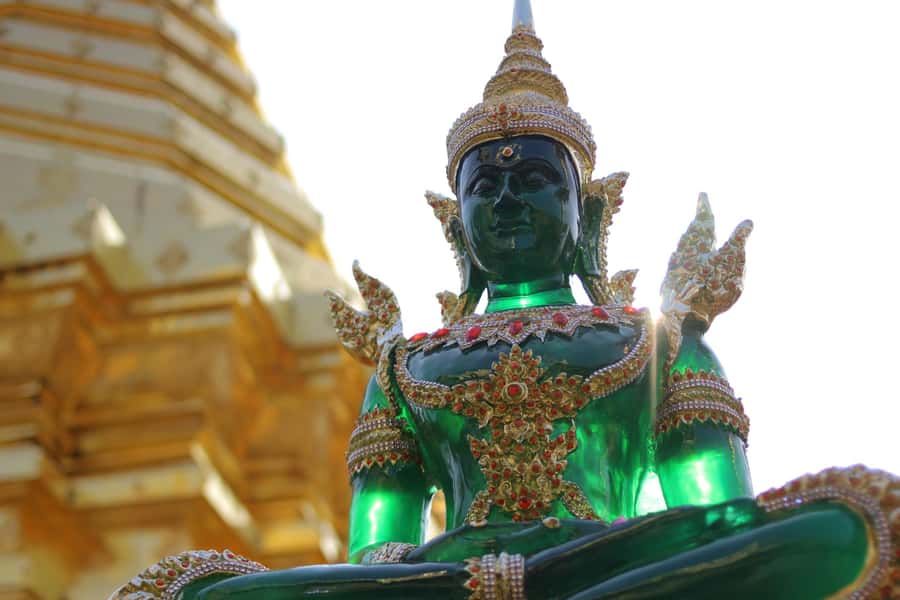 Chiang Mai: Doi Suthep Temple & Sticky Waterfall Trip - Small group setup: how it affects your day