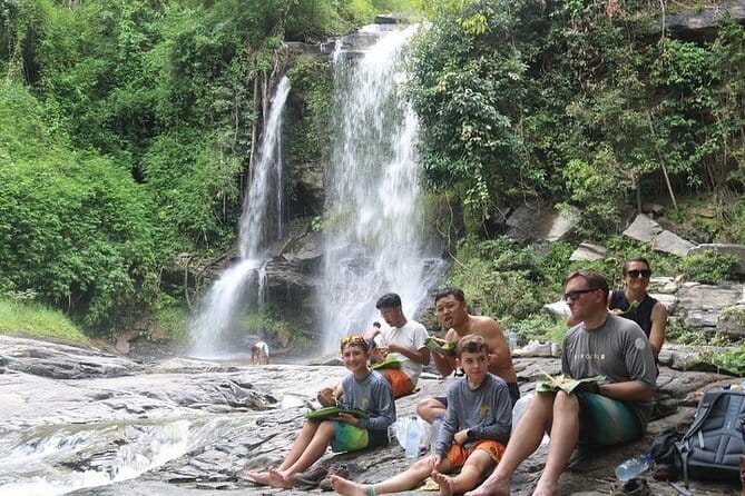 Chiang Mai Elephant Sanctuary Observation and Bamboo Rafting - Mae Win: bamboo rafting on the Wang River