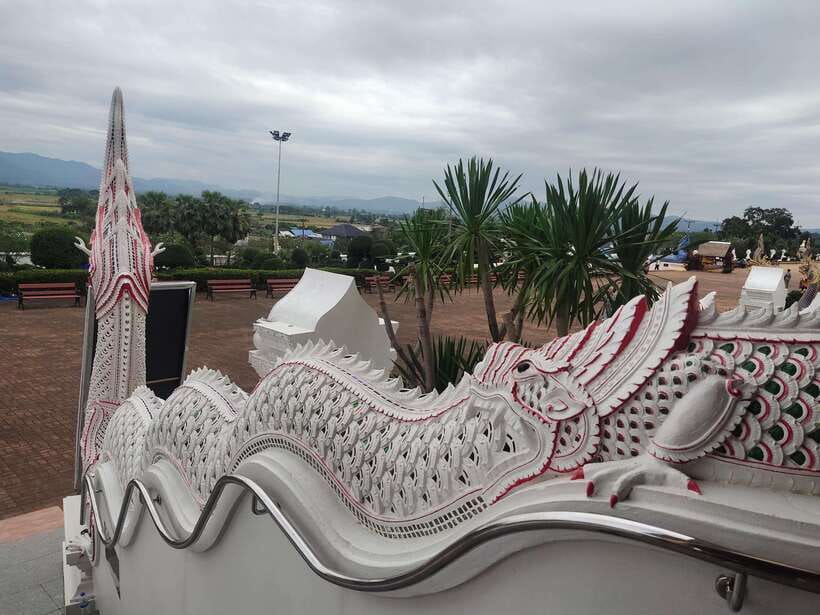 Chiang Mai: Elephants, Sticky Waterfalls, Market and Temple - Wat Ban Den: Lanna temple design with fewer-tourists vibes