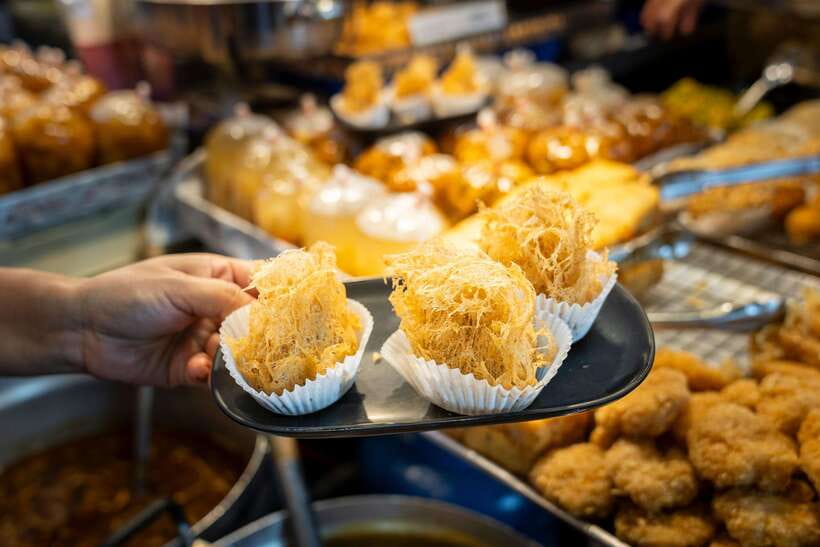 Chiang Mai: Evening Sightseeing and Local Food Guided Tour - Price and value: why $45 feels reasonable for what you get