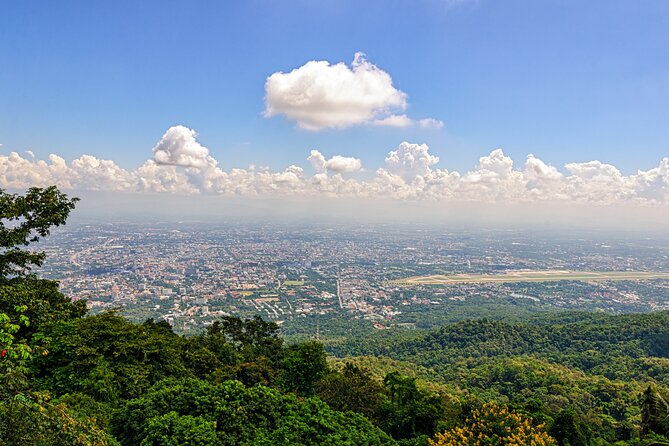 Chiang Mai: Evening Tour to Doi Suthep & Wat Pha Lat - What the Tour Feel Is Like: Guided Walking with Two Very Different Moods