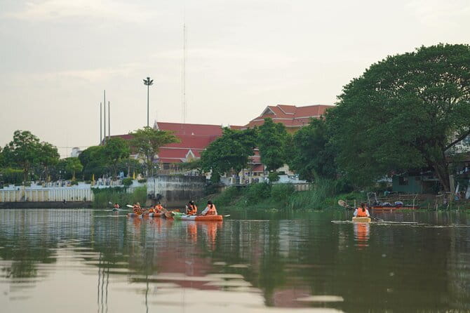 Chiang Mai: Explore Kayaking Through Mae Ping River on Sunset - Kayaking the Mae Ping: About Two Hours on a 5–6 km City River