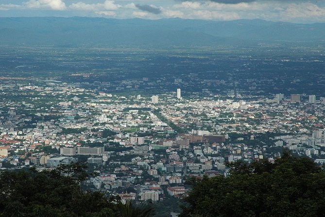 Chiang Mai: Guided City & Temple Discovery with Hotel Pickup - What your day really looks like (beyond the driving)