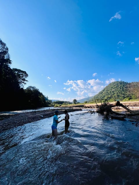 Chiang Mai Half-Day Adventure: Tubing & Elephant Feeding - Tubing the Mae Taeng River: the scenic start you actually feel