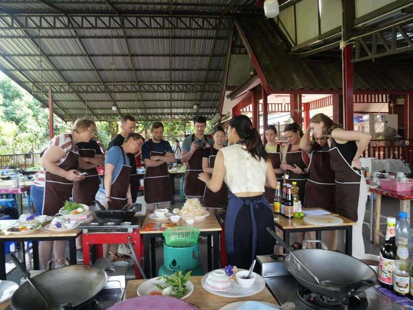 Chiang Mai: Half Day Cooking Class at Organic Farm - Eating your results in a garden setting (not just a food stop)