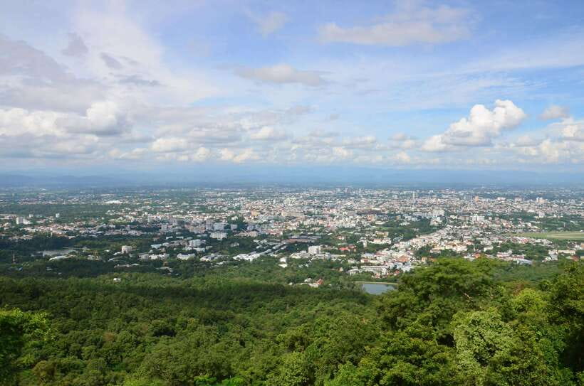 Chiang Mai: Hike on Monk’s Trail and Doi Suthep Private Tour - Monk’s Trail at golden hour: the best kind of effort