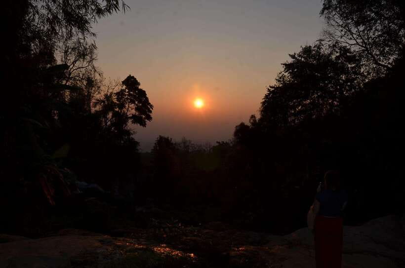 Chiang Mai: Hike on Monk’s Trail and Doi Suthep Private Tour - What to bring (and wear) for a temple hike