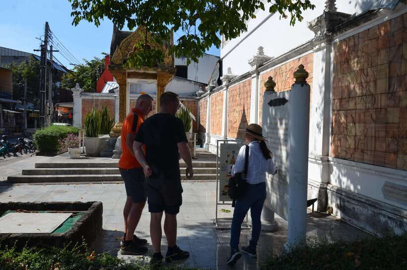 Chiang Mai: Historic Temples and City Guided Walking Tour - Walking comfort, temple rules, and rainy-season planning