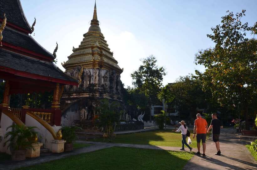 Chiang Mai: Historic Temples and City Guided Walking Tour - A 3-hour Old City walk that actually makes sense