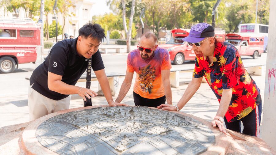 Chiang Mai: Historical and Culture Exploration Walking Tour - Small-group touring with entrance tickets: the part that saves you effort