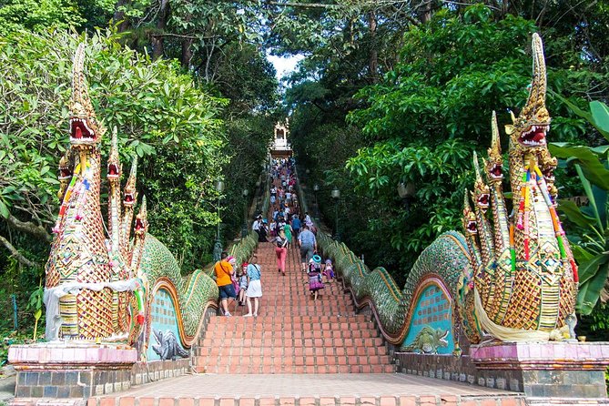 Chiang Mai Iconic Temples and City Tour - Three Stops, One Half-Day: The Tour Flow You’ll Feel Immediately