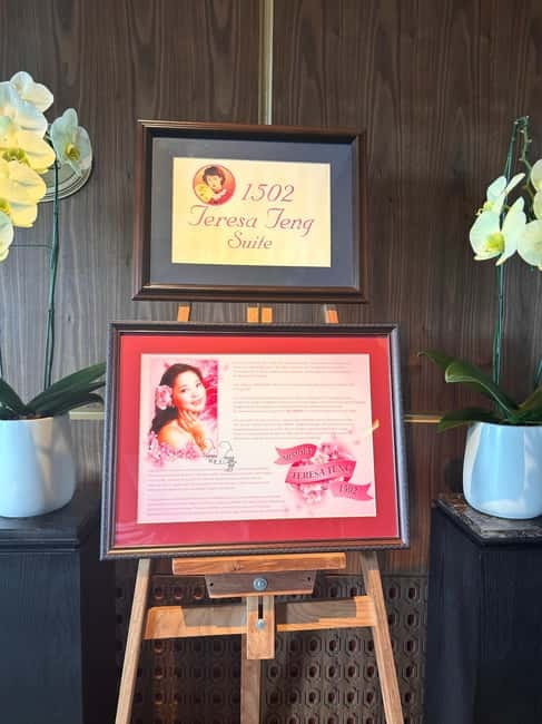 Chiang Mai InterContinental Afternoon Tea & Teresa Teng Room - Your drink choice: coffee or tea, handled like a real service
