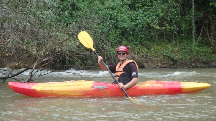 Chiang Mai: Kayak the Jungle River of Chiang Dao Valley! - Guides, safety, and what “close support” looks like