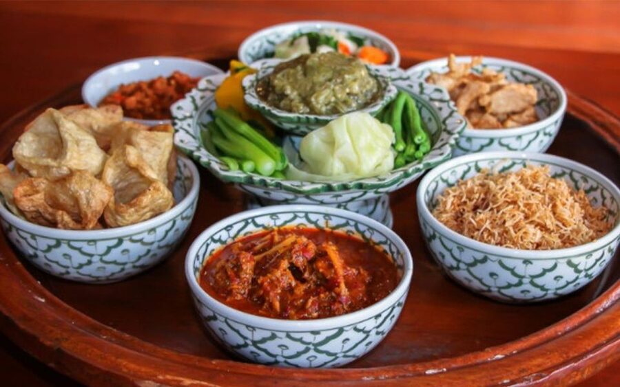 Chiang Mai: Khantoke Dinner with Traditional Performance - Value for $25: When This Dinner Show Makes Financial Sense